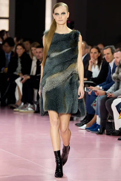 Look 31